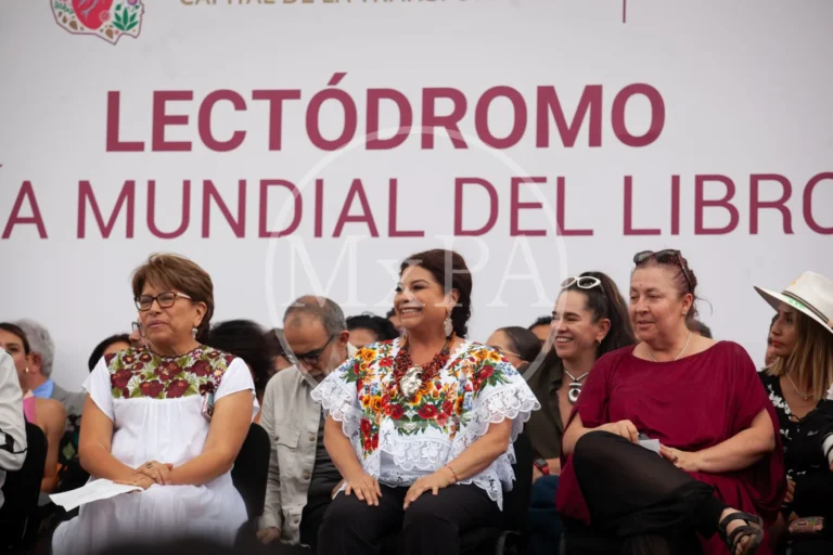‘Lectódromo’ Mass Reading Initiative Takes Place — photo 5