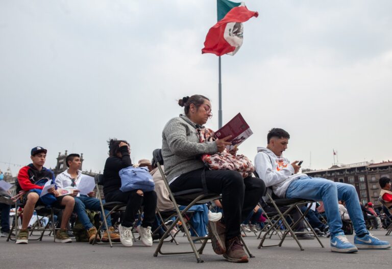 ‘Lectódromo’ Mass Reading Initiative Takes Place — photo 8