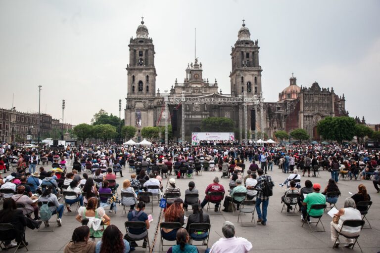 ‘Lectódromo’ Mass Reading Initiative Takes Place — photo 7