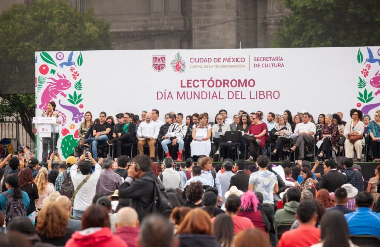 ‘Lectódromo’ Mass Reading Initiative Takes Place — photo 6
