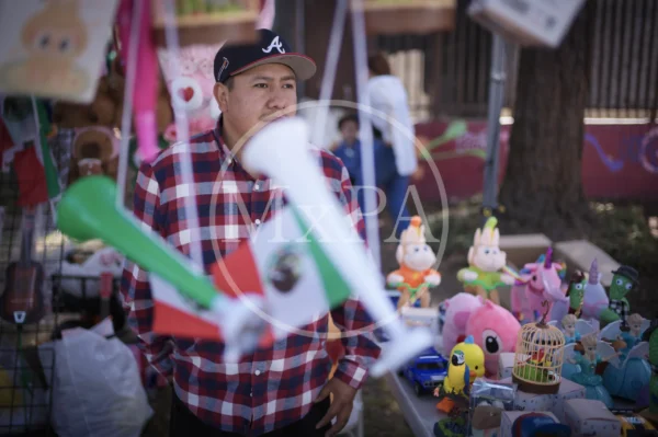 Latinos Celebrate Cinco de Mayo in East Palo Alto, California - Image 9