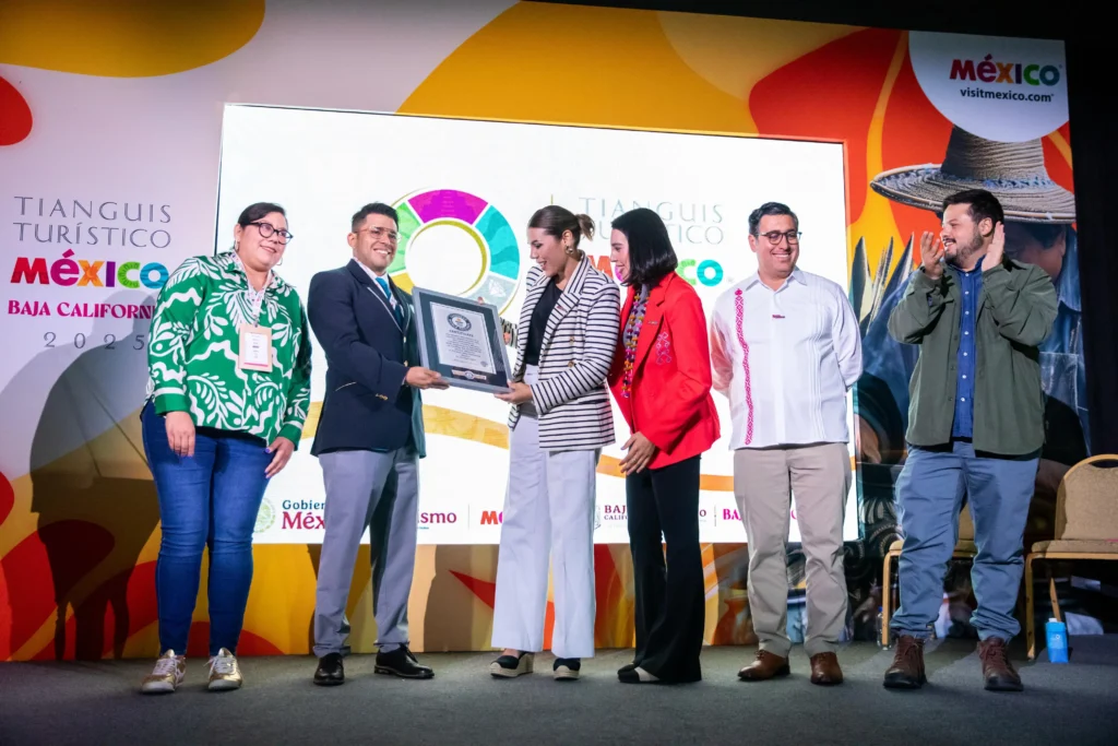 Minister of Tourism Josefina Rodríguez Zamora presented the results achieved in the second most successful Tianguis Turístico fair in 50 years, which was recognized with a Guinness Record for the largest attendance at a tourism fair in Mexico. Tianguis turístico 2025