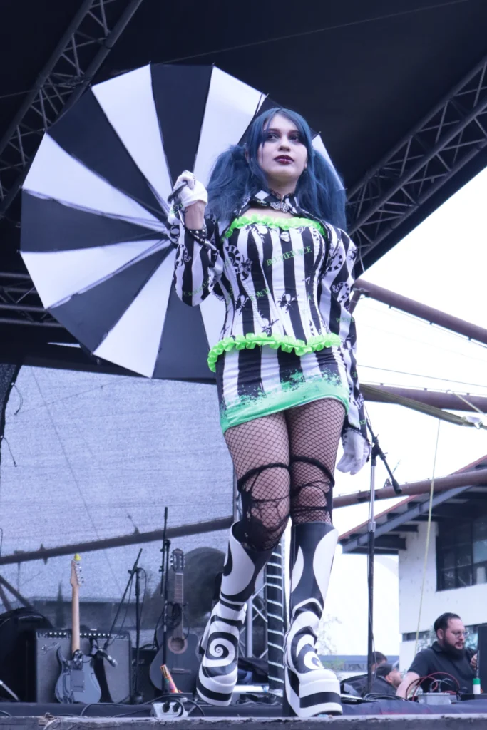 Model showing off her gothic fashion on the runway. Tlahuac, Mexico City, May 17, 2025. Hans Leguízamo / MXPA