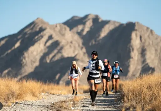 This October, the blazing sun of Sonora will once again set the stage as Mexico’s most imposing desert welcomes hundreds of runners from across the globe to face the Great Desert Race (GCD). Photo: Instagram @grancarreradeldesierto