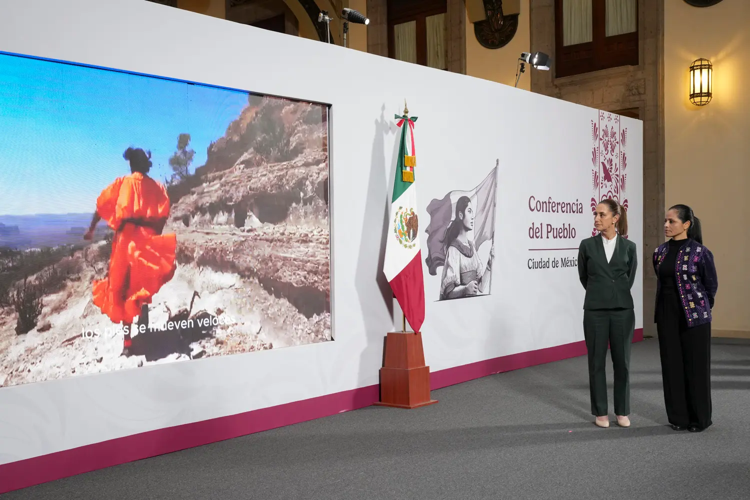 During President Claudia Sheinbaum's morning press conference on August 22, the “México Imparable” 2025-2026 race series was presented. Photo: Government of Mexico.
