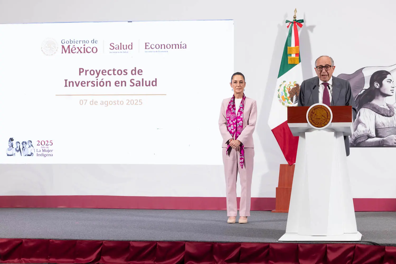The Mexican Government announced a joint investment of over $642.7 Million USD (12 billion pesos) by four pharmaceutical companies. Photo: Government of Mexico.