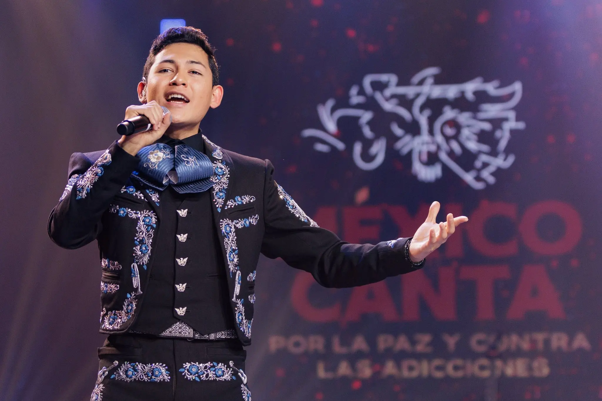 Sergio Maya, originally from Hidalgo, earned his place in the grand finale of the binational contest Mexico Sings for Peace and Against Addictions. Photo: X @MexicoCanta_