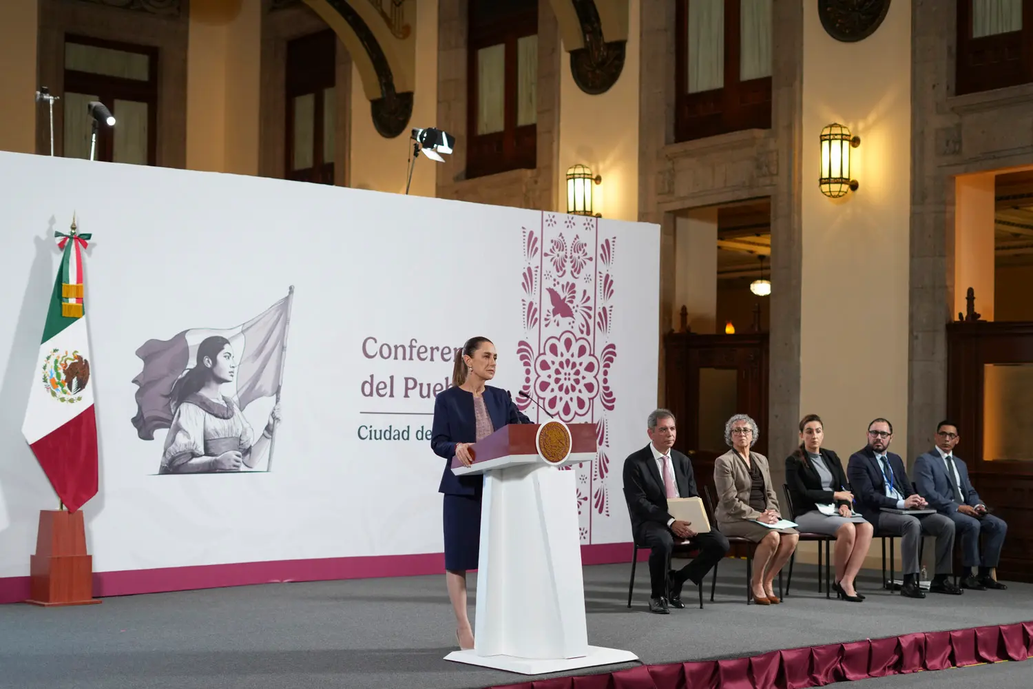 President Claudia Sheinbaum Pardo stated that the U.S. government has not presented evidence regarding the alleged money laundering that the Treasury Department attributed to three Mexican financial institutions. Photo: Government of Mexico. Photo: Government of Mexico.
