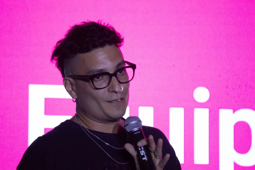 Anwar Noriega Perez, CEO and co-founder of Wabisabi Games, sharing his experience as a developer, Mexico City, October 4, 2025. Hans Leguízamo/MxPA.