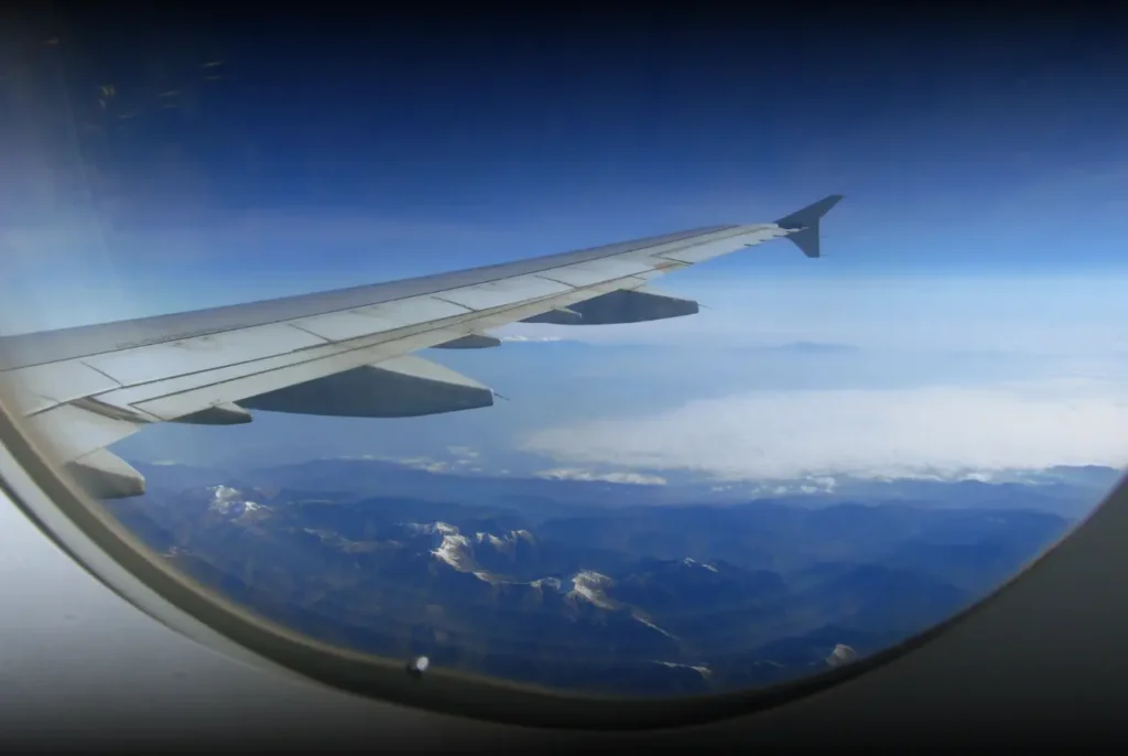 President Claudia Sheinbaum confirmed that Mexican airlines have ceded airport slots to U.S. carriers at the Mexico City International Airport (AICM)