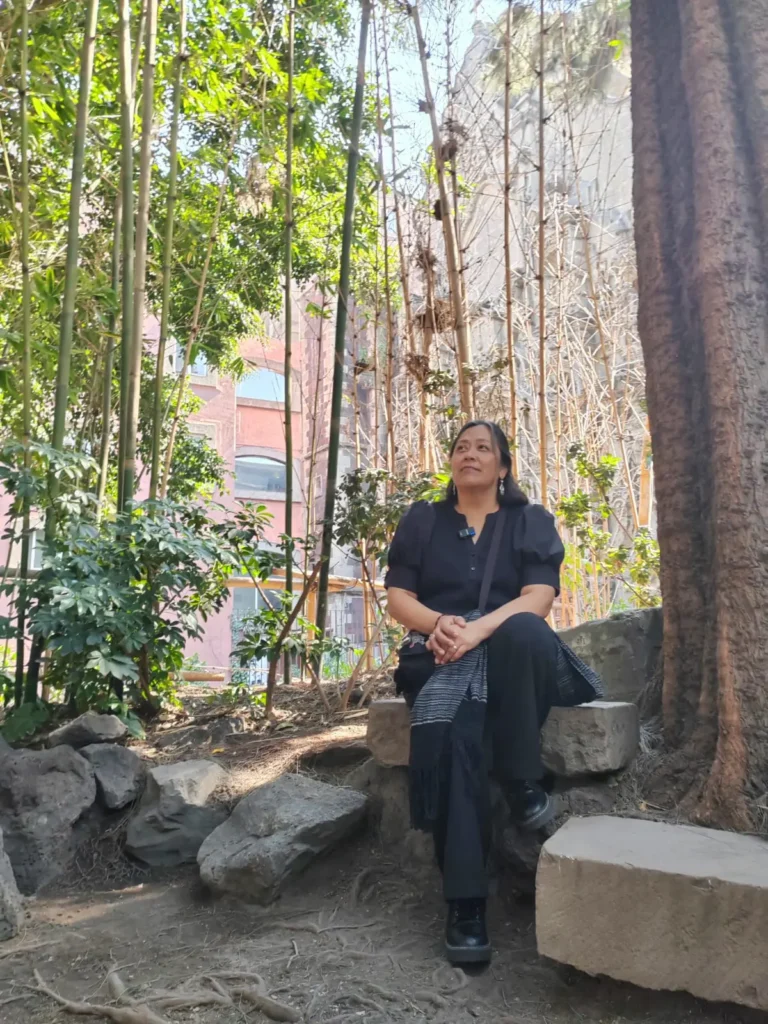 From California’s Central Valley, visual artist Gabriela Santos—originally from Mexico City and daughter of Oaxacan migrants—combines her work in a migrant-support NGO with community art workshops, parades, Day of the Dead altars, and cultural preservation projects. Photo: Pamela Cruz MxPA