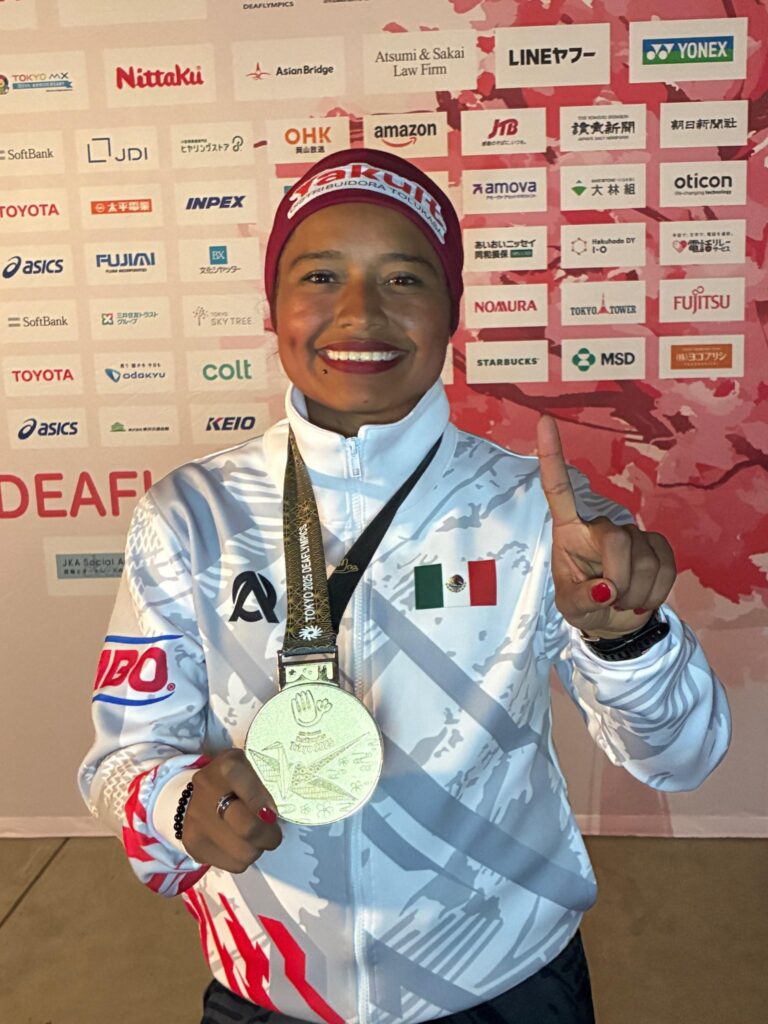 Mexican athlete Lourdes Ponce Juárez was crowned champion in the 10,000-meter race at the Tokyo 2025 Deaflympics, stopping the clock at 36:17.07 minutes. Photo: X @conadeoficial