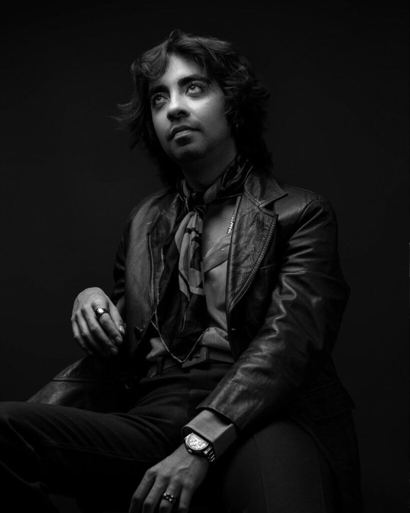 Axel García, singer-songwriter and creator of La vida Galante.