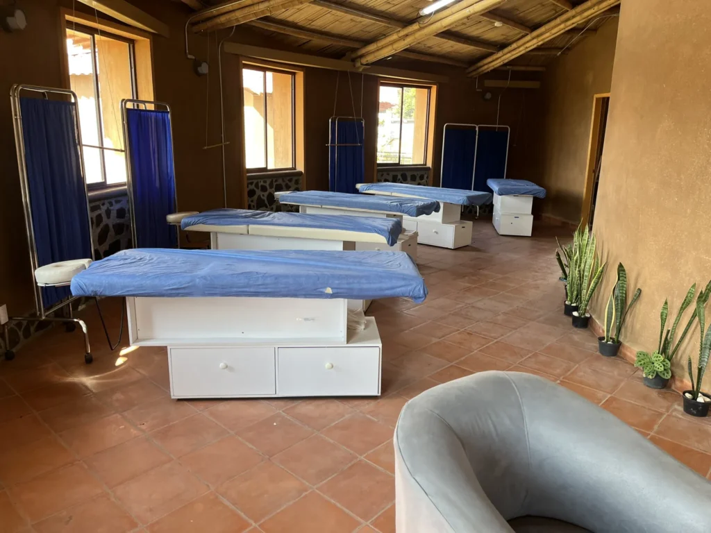 Spa for massage, acupuncture, and peer-support in the Casa Siemprevivas, a center found at each UTOPIA serving women. Photo courtesy of author.