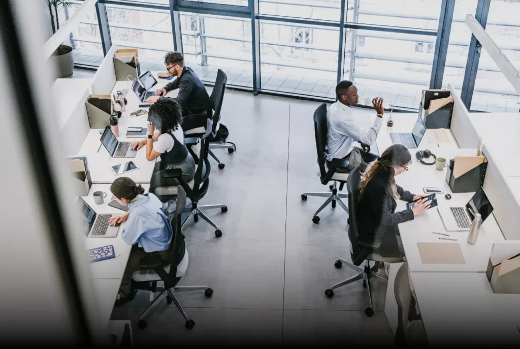 Mexico took a significant step toward reshaping its labor landscape after President Claudia Sheinbaum signed the Draft Reform Proposal for the Implementation of the 40-Hour Workweek.