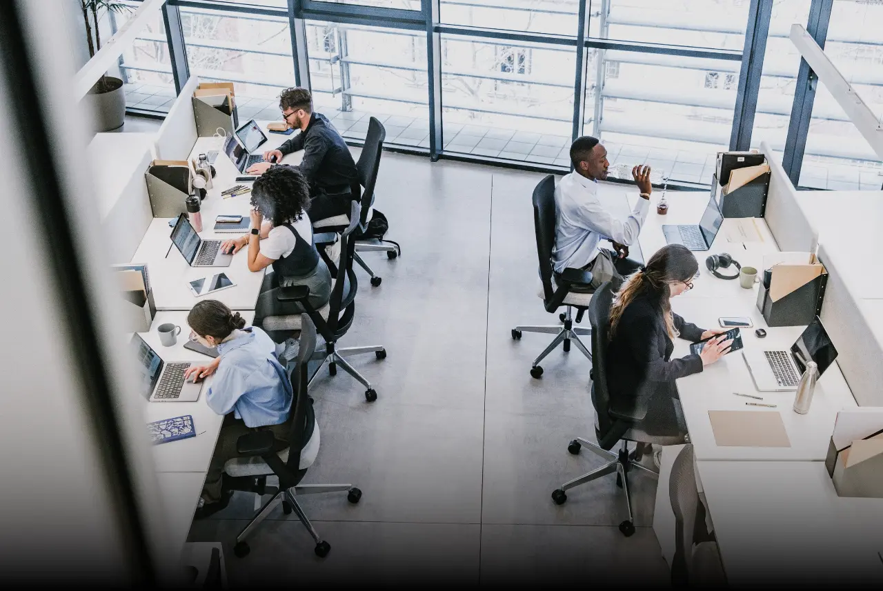 Mexico took a significant step toward reshaping its labor landscape after President Claudia Sheinbaum signed the Draft Reform Proposal for the Implementation of the 40-Hour Workweek.