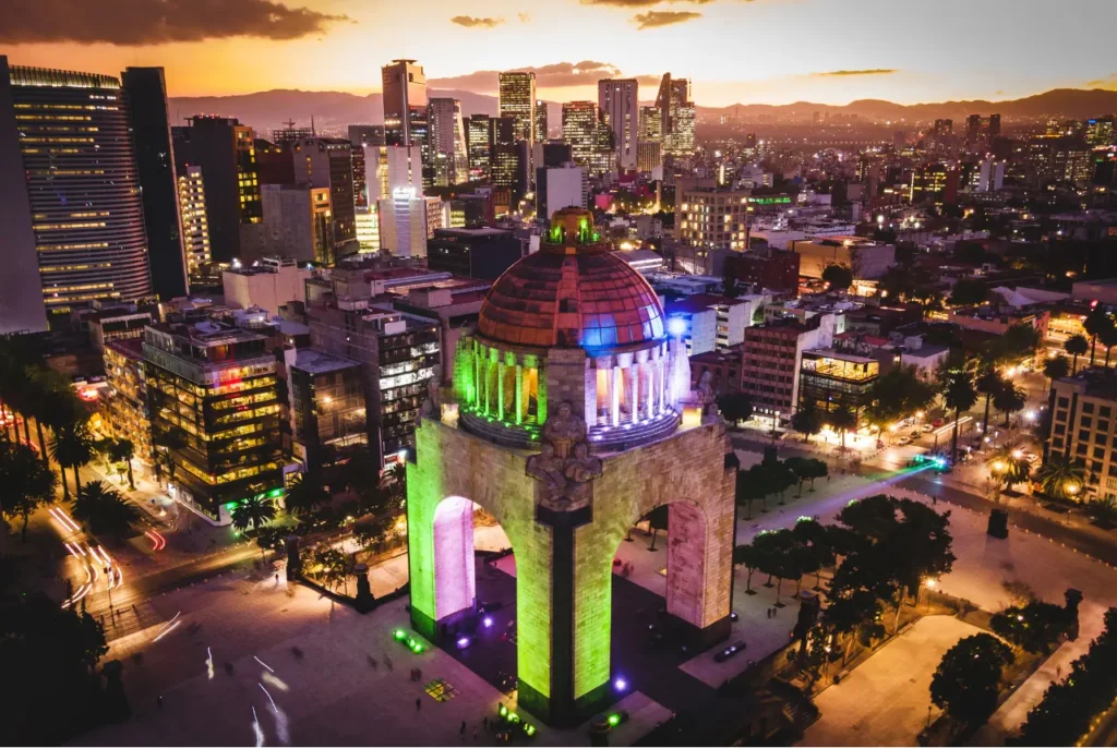 Mexico recorded a historic high in October 2025, welcoming 8.3 million international visitors, the Tourism Ministry reported Wednesday.